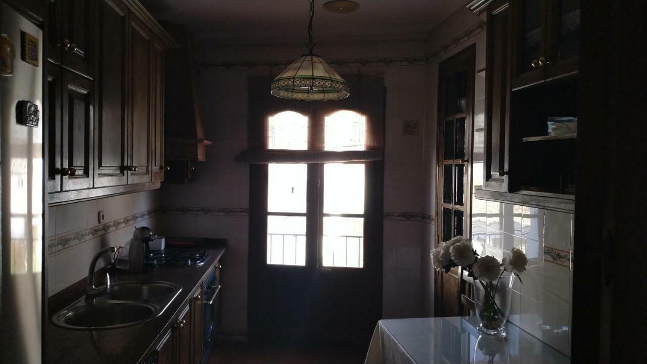 Апартаменты Apartamento Con Vistas Al Rio Setenil De Las Bodegas Экстерьер фото